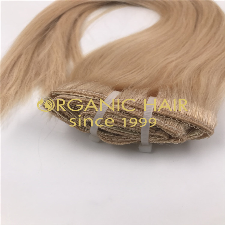 Blonde clip in hair extensions H267