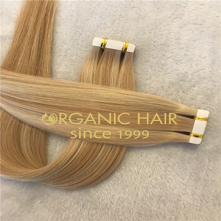 Wholesale piano color #613/18 human tape in hair extensions X319